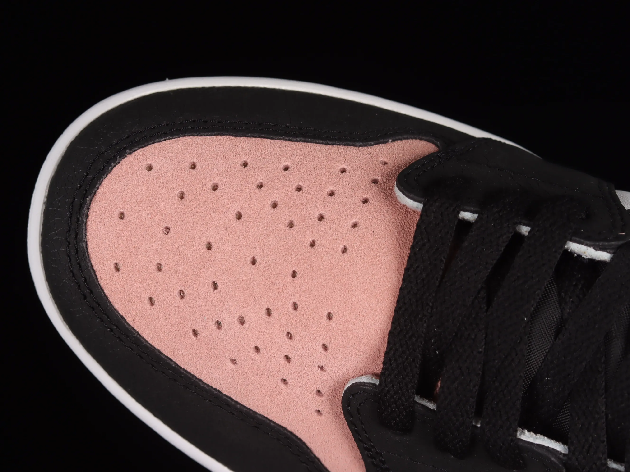 All categories Air Jordan Jordan series basketball shoes Air Jordan 1 Low pure original version Air Jordan 1 Low OG "Bleached Coral" AJ1 Joe 1 black pink toe full head layer low-top basketball shoes CZ0790-061